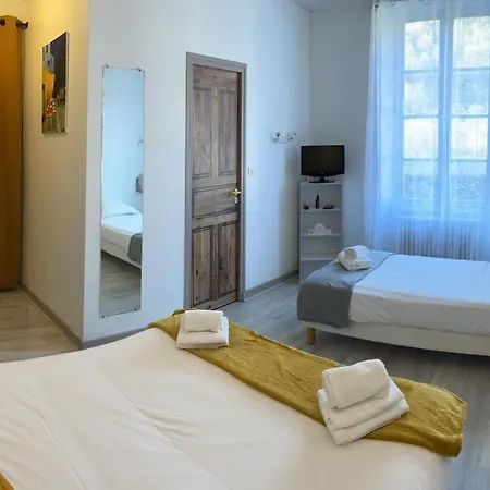 Du Centre 3*