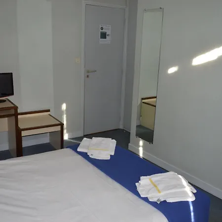 호텔 Du Centre 앙트레그쉬르트뤼예르